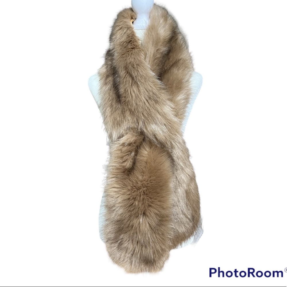 JustFab Faux Fur Scarf Animal Print Tan Brown